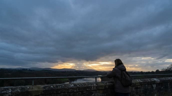 Oração para vencer uma batalha impossível: quando você não tem mais forças, Deus luta por você